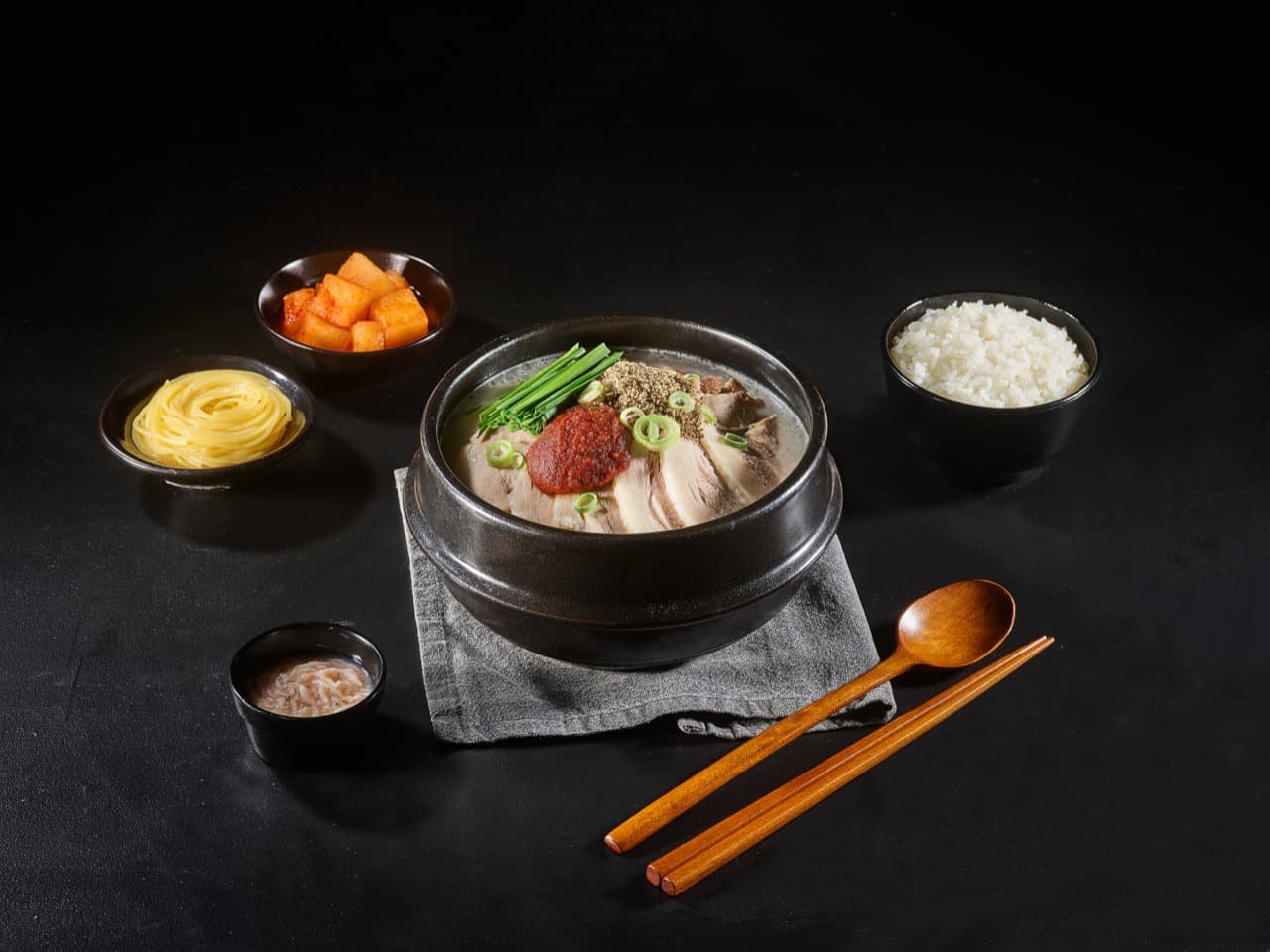 돼지국밥 이미지